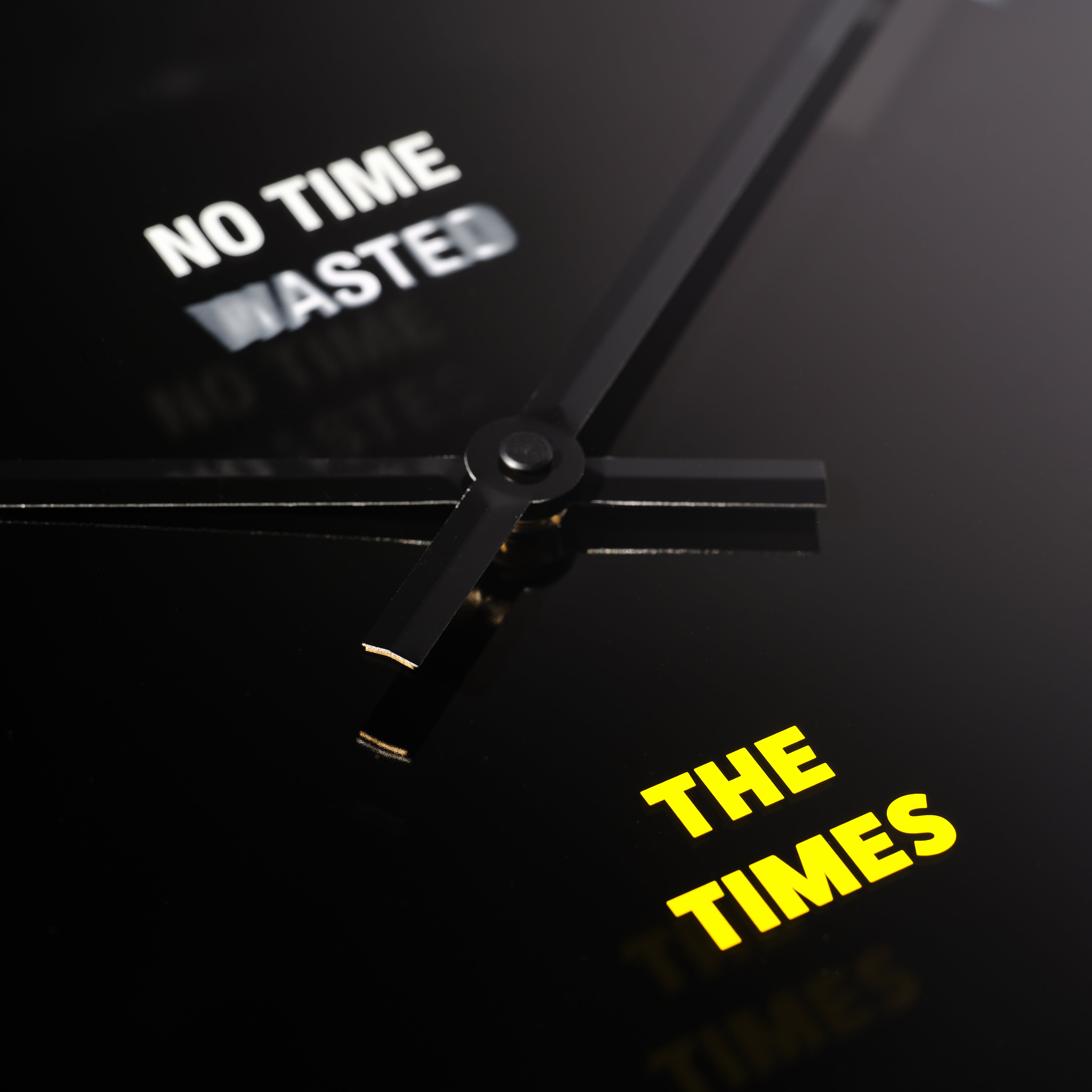 No Time Wasted Clock - Projects Watches