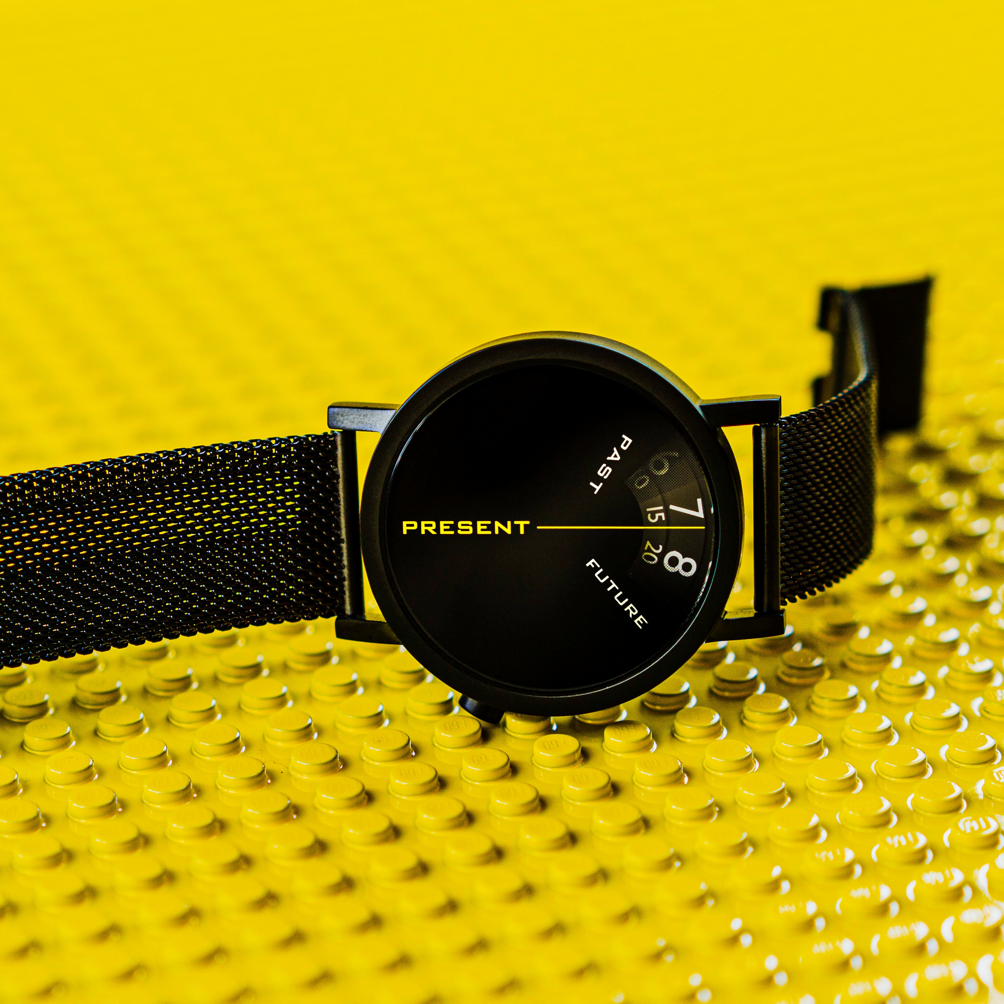 Past, Present & Future Black Mesh | 40mm - Projects Watches