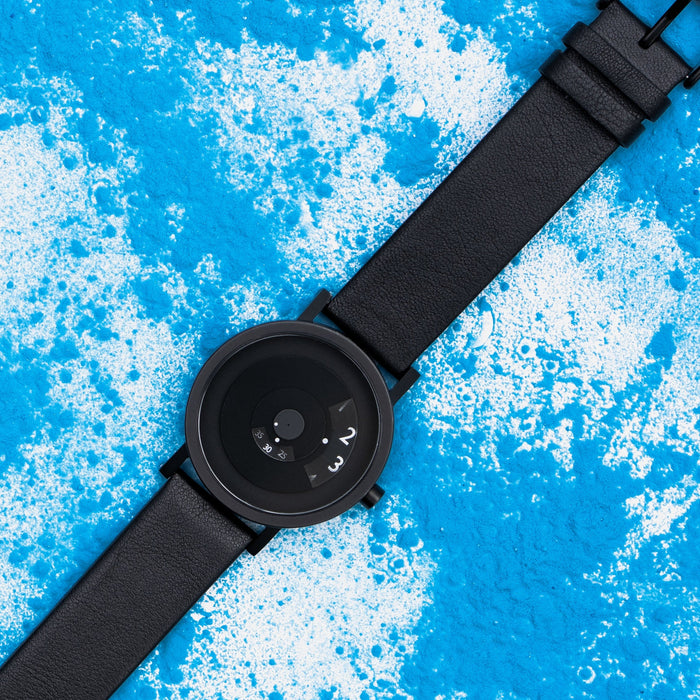 Reveal Black | 40mm - Projects Watches