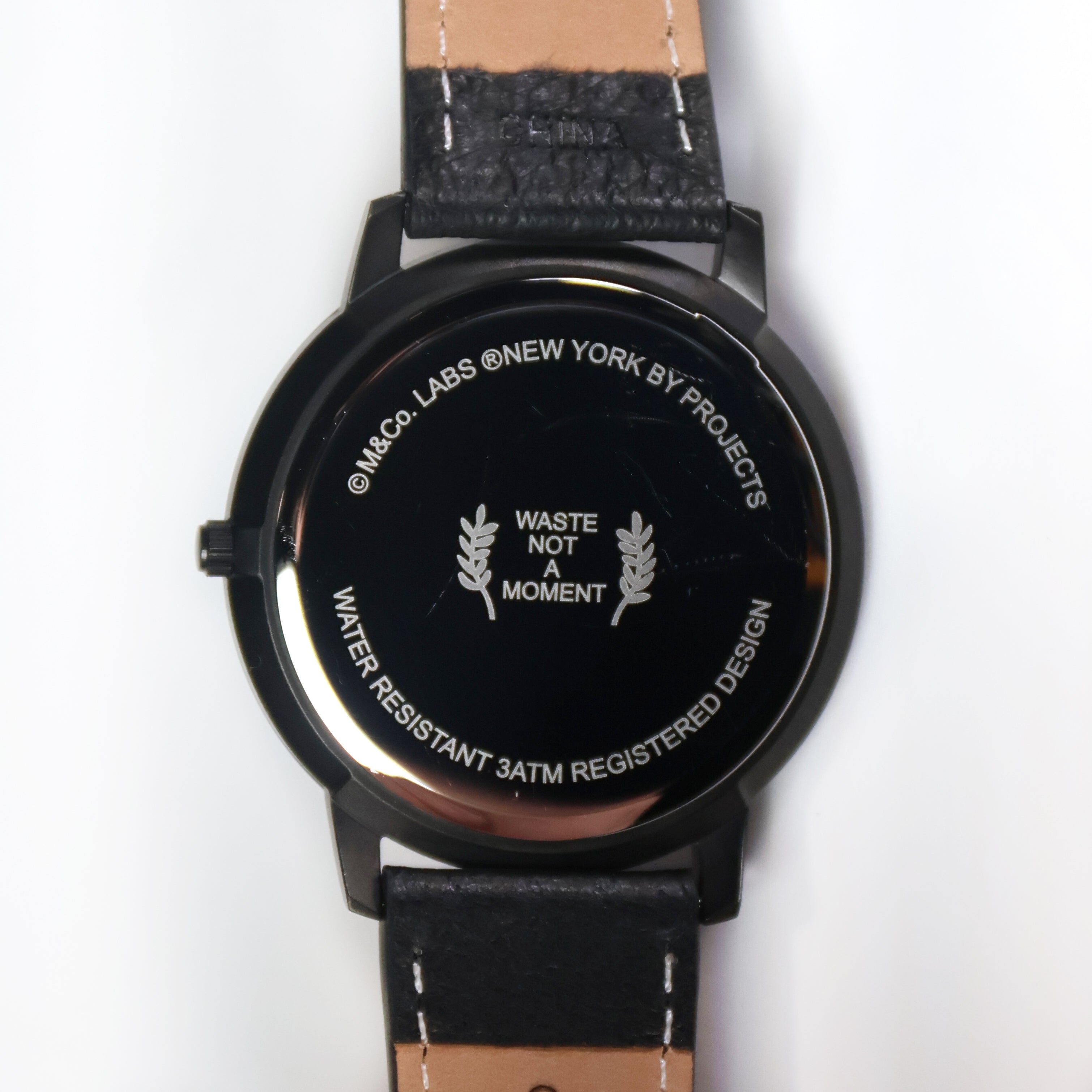 Bodoni Black | 33mm - Projects Watches
